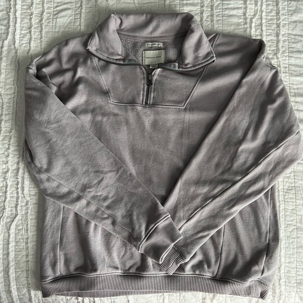 American Eagle Pullover